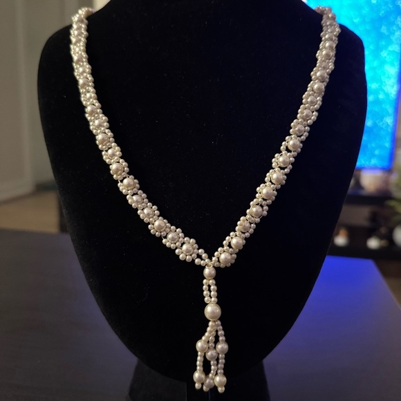 ⚜️3 for $30⚜️ Cream Faux Pearl Tassel Necklace - Picture 4 of 10